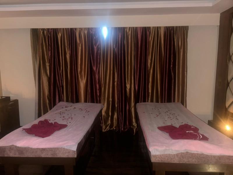 Best Massage Spa Near Me,Top Maasage Spa Near Me,Spa Near Singasandra,Spa in Singasandra,Spa Near Bommasandra,Spa Near Bommanahalli,Spa Near Madiwal,Spa in Bommasandra,Spa in Bommanahalli,Spa near me, massage spa near me, relaxation spa near me, best spa near me, full-body massage, deep tissue massage near me, wellness spa near me, local spa services,Vihaan Spa Sigasandra Bangalore.